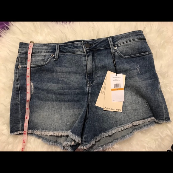 ☀️SOLD☀️☀️☀️☀️.   Calvin Klein Shorts - Picture 8 of 8